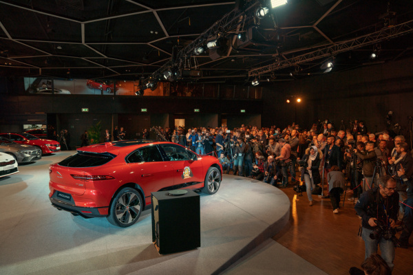 Jaguar I-PACE признан «Европейским автомобилем года»
