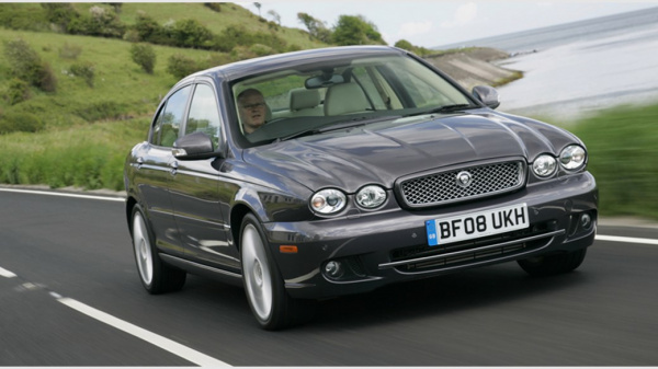 Jaguar X-type (X400)