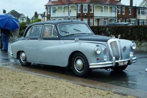 Daimler Majestic Major 