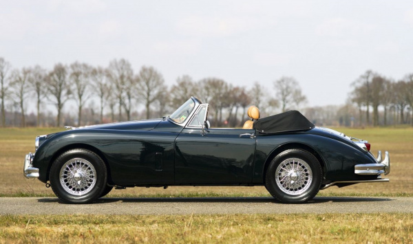 Jaguar XK150