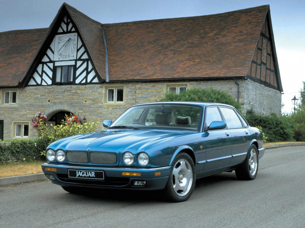 Jaguar XJ (X300)