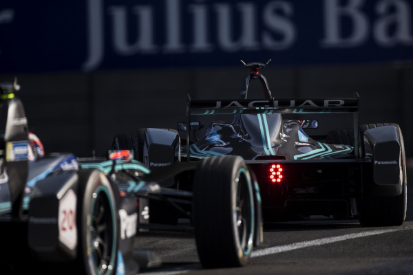 Команда Panasonic Jaguar Racing на этапе Формулы Е в Мехико