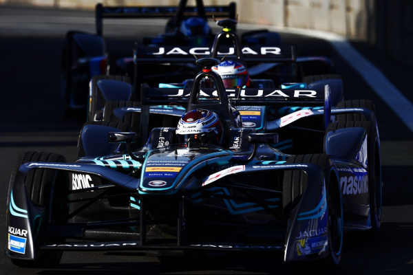 Команда Panasonic Jaguar Racing на этапе Формулы Е в Мехико